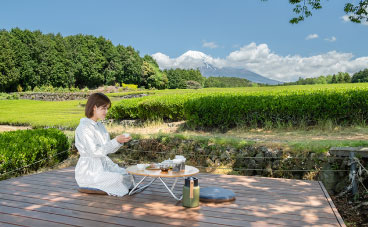 絶景の茶畑で特別な朝食を