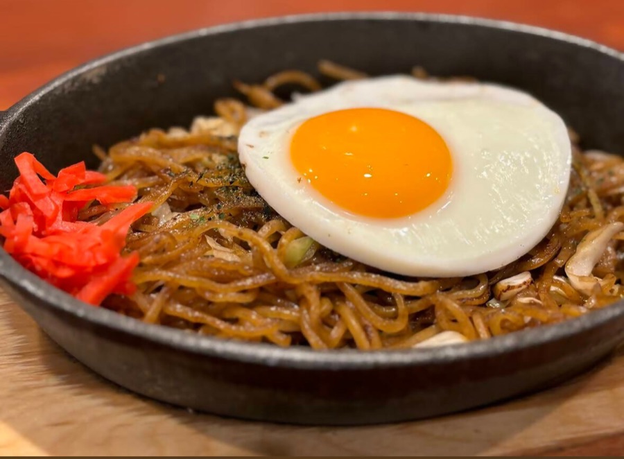 FUJIBOKU yakisoba and steak